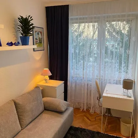 Pod Pawiem אולז'טין